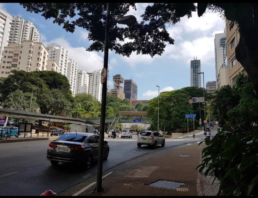 Apartamento Centro Da Paulista: Sinta-se Em Casa!/wifi/tv *